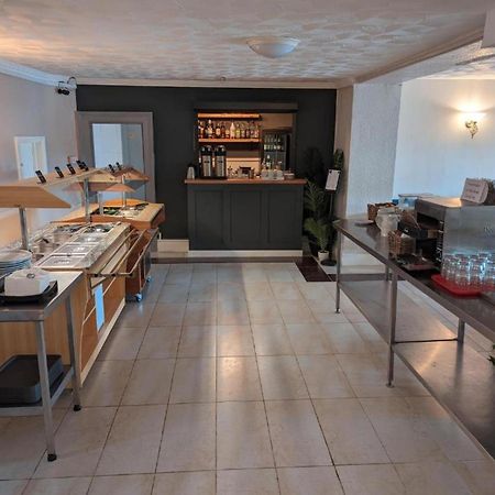 Mayfair Hotel - Isle Of Wight แชงคลิน ภายนอก รูปภาพ