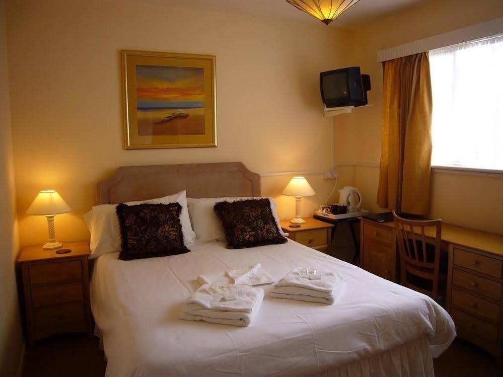 Mayfair Hotel - Isle Of Wight แชงคลิน ภายนอก รูปภาพ