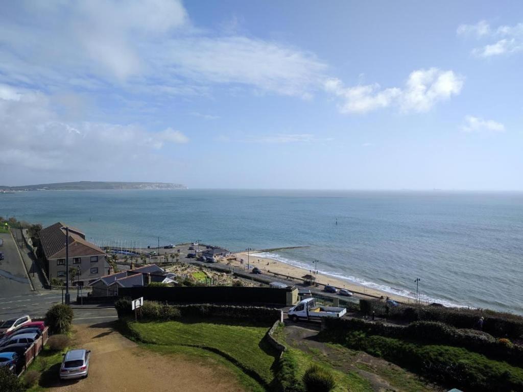Mayfair Hotel - Isle Of Wight แชงคลิน ภายนอก รูปภาพ