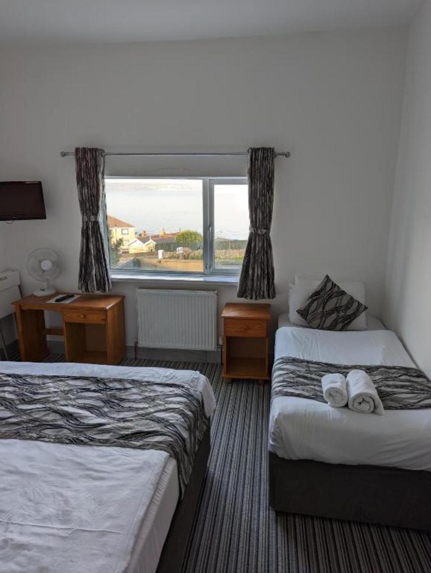Mayfair Hotel - Isle Of Wight แชงคลิน ภายนอก รูปภาพ