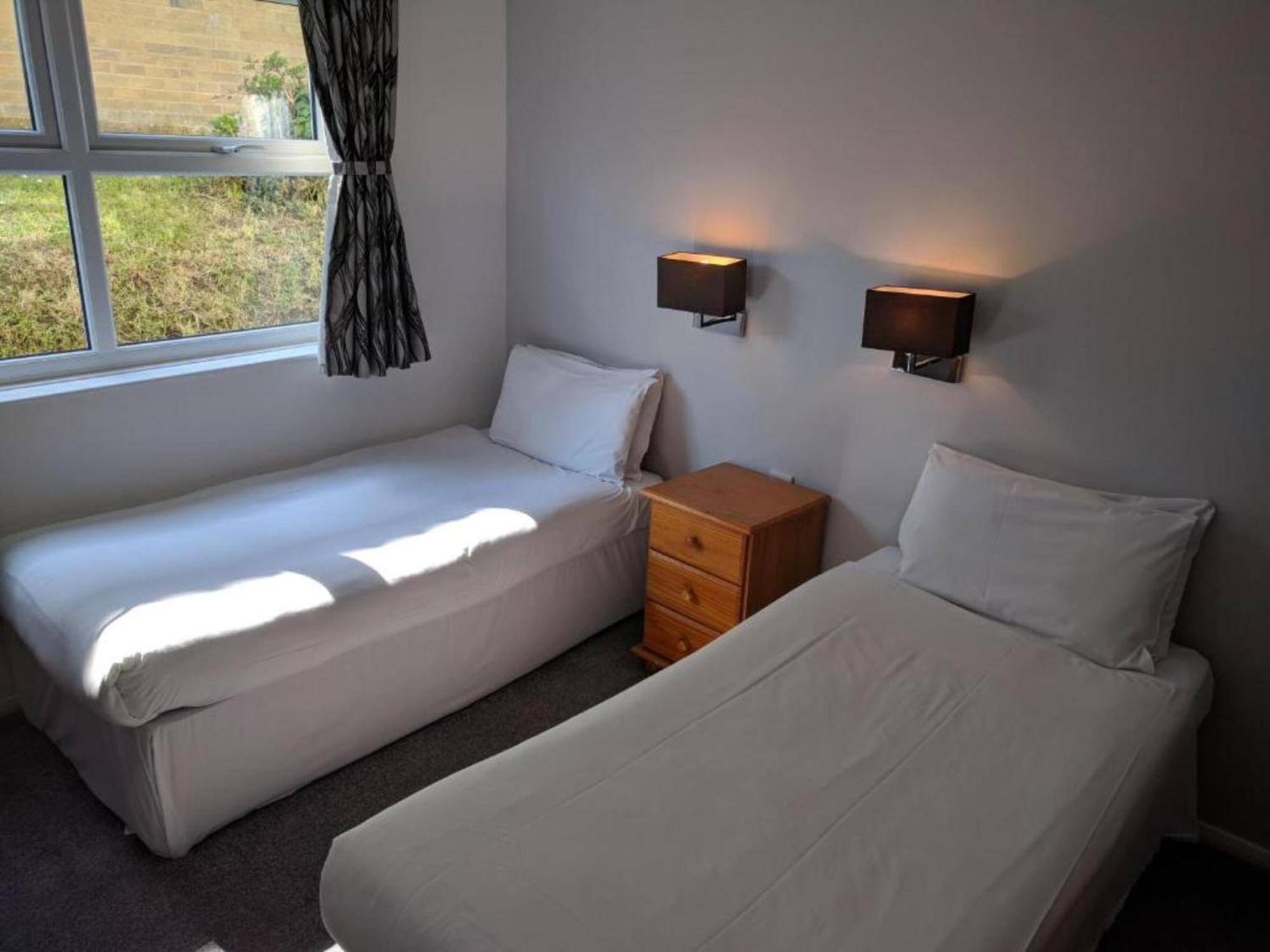 Mayfair Hotel - Isle Of Wight แชงคลิน ภายนอก รูปภาพ