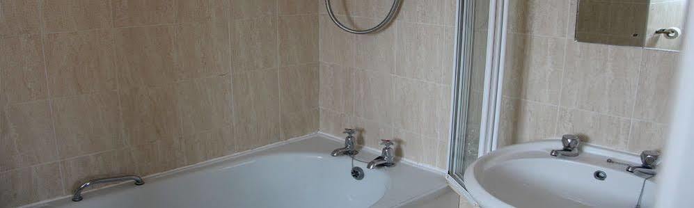 Mayfair Hotel - Isle Of Wight แชงคลิน ภายนอก รูปภาพ